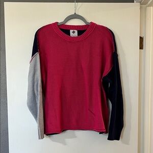 Stylish Pink Crewneck Sweater with Colorblock Sleeves